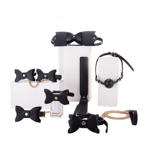 OEM Bondage Leather SM Set Bondage Set for Couples Sex Toys Bondage Harness BDSM
