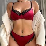 European and American Sexy Lingerie French Thin Color Stitch Lace Lingerie Large Bust Small Look Anti-sagging Bra Lingerie Set