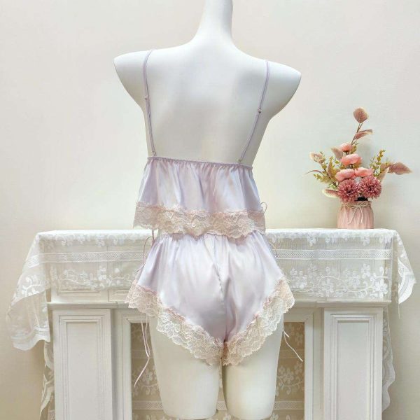 New Sexystyle Premium Padded Erotic Ice Silk Lingeriefrontclasp Nightgown with Embroidered Details