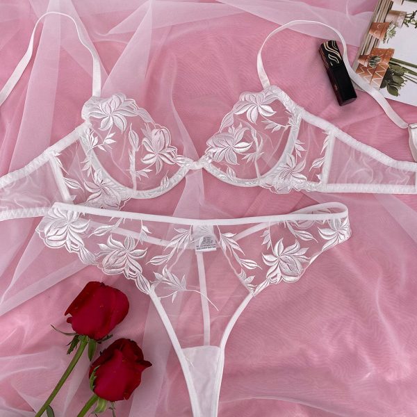 White Color Lady Sexy Costumes Bra and Panty Night Visible Underwear