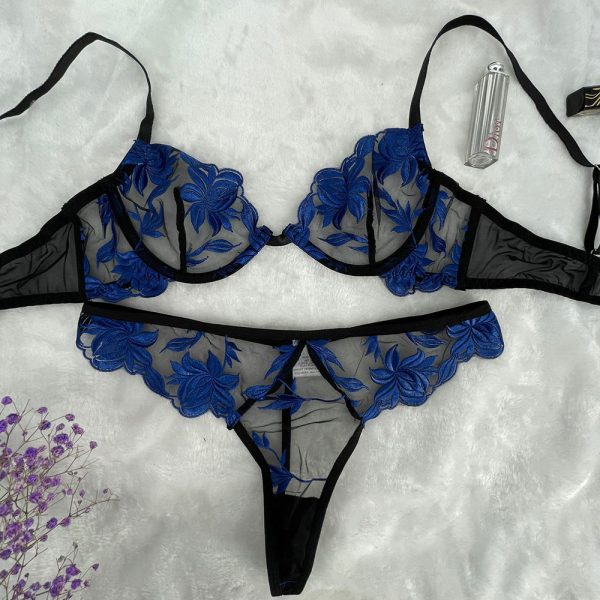 Girls Blue Floral Sexy Nighty Underwear Set with Lovely Embroidery and Lace Decoration for Honeymoon Light Control