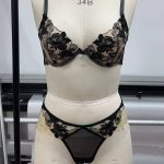 Pure Desire Fun French Sexy Women Lingerie Sweet Lace Anti-sagging Bra with Push-Up XL Size Satin & Spandex Nightwear Empty Cups