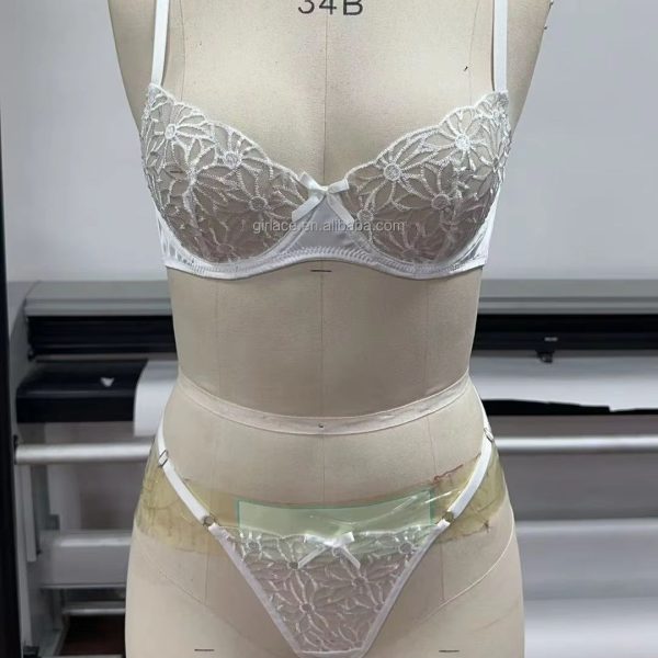 Pure White Lace Lingerie for Women Sexy Comfortable Breathable Push-Up Bras Leopard Embroidery Summer Fresh G-String Cup Waist