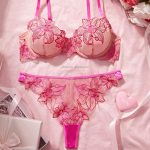 European and American Floral Embroidery Sexy Lingerie Set Strapless Bra with Lace and Jersey Fabric Pure Desire ODM Supply
