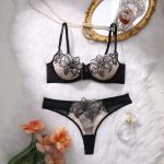 Double Layer Solid Pattern Lingerie Set with Spun Yarn Flower Embroidery Black See-Through Mesh Lace Sexy Logo on Waist