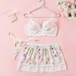 Hot-Selling Sexy Three-Piece Lingerie Set Floral Contrast Bra Low-Rise Short Skirt Thong Lace Trim Push-Up Playful Cute Style