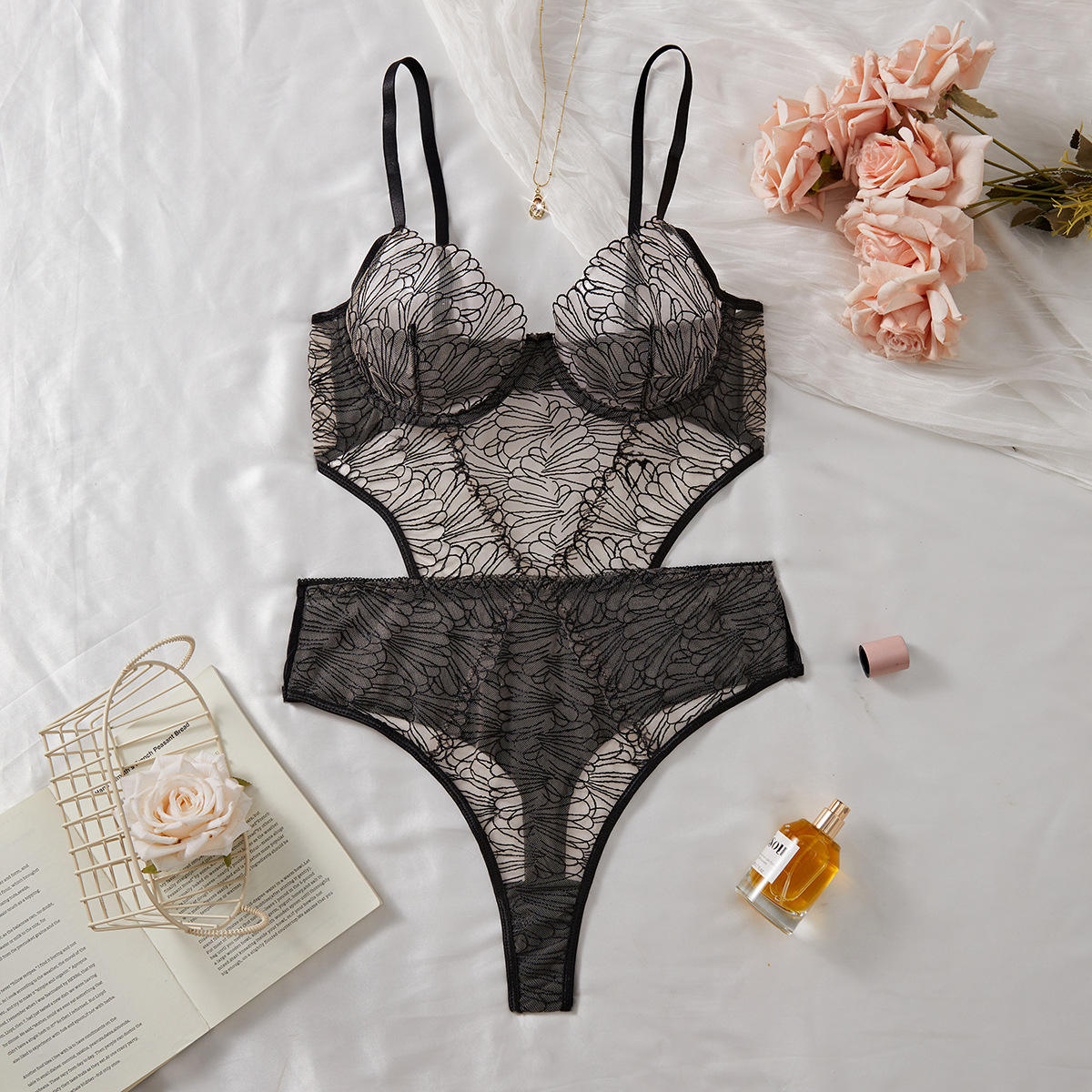 main_pic_0-698 High Quality Luxury Lace G-String Set for Women Manufacturers' Wholesale Sexy Summer Underwear Lingerie - 图片 1