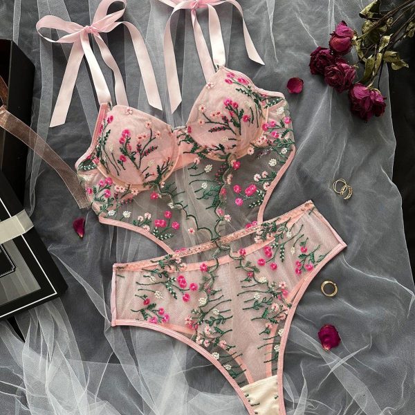 New Design Women Sexy Floral Satin Lace Lingerie Set Sexy Push-up Bralette and Panty Perspective See-Through Underwear Set