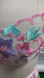 Women's Sexy Lingerie Set Tempting Lace Anti-Sagging Push-Up Bra with Flower Embroidery Heavy-Duty See-Through Design - 图片 2