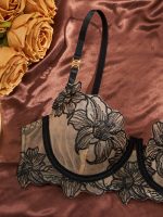 Ultra-Thin Sexy Lace Push-Up Underwear Set with Three-Point Black Lace Embroidery Featuring a Logo on the Waist - 图片 2