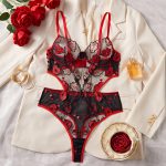 2025 Hot Sale Sexy Lingerie for Fine Women Embroidery Fairy Exotic Sets Sensual Fantasy Lace Outfits Open Front Lingerie Set - 图片 2