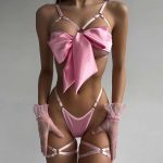 A New European and American Erotic Lingerie Set with Exquisite Bow, Hollowed-out and Sexy Three-piece Design and Steel Rims - 图片 3
