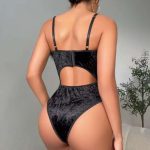 A Popular Lace Tight and Sexy Halter Feather Bra Set From Europe and America, a Charming and Sexy One-piece Dress - 图片 3