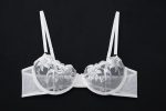 Sweet Adult White Embroidery Floral Cute Lingerie Set Underwire Bra With Adjustable Strap Panty Brief Set for Nightwear - 图片 3