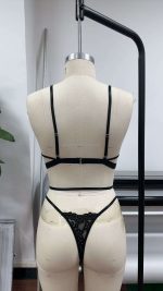 Young Lady's Sexy Black Lace Babydoll Lingerie Set Transparent Underwire Bra Naughty Net Brief Thong Nightwear Made Jersey - 图片 3