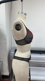 Women's Sexy Lingerie with Lace Trim Heart Embroidery Sheer Bow Design Logo at Waist-Seductive Sexy - 图片 3