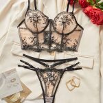 High Quality Cheap New Lace Sexy Bra Set Lingerie Erotic Underwear Embroidery Heavy Craft Floral Garter Belt Nighty Lingerie Set - 图片 3