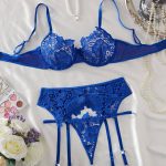Manufacturers New Romantic Women Solid Bra & Brief Set Lace Halter Cross Women's Underwear Sexy Thin Bra and Lingerie Sets - 图片 3