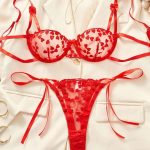 Best-selling Pure Sensual Lace Embroidered Heart-shaped Lace Romantic Lingerie See-through Set, Lace Seductive - 图片 3