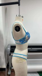 Women's Sexy Lingerie Set Super Beautiful Pure Desire Mesh Bra Set XL Cup Size Logo Waist Solid Lace - 图片 4