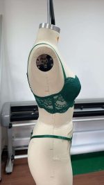 Green Lace Young Lady's Transparent Underwire Bra Naughty Net Brief Thong Spandex Babydoll Lingerie Set for Women Sexy Nightwear - 图片 4