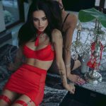 A Popular European and American Halter Hollowed-out Lingerie Set That Accentuates the Large Bust and Adds a Touch of Charm - 图片 5