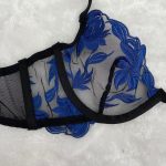 Girls Blue Floral Sexy Nighty Underwear Set with Lovely Embroidery and Lace Decoration for Honeymoon Light Control - 图片 5