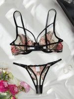Honeymoon Sexy Embroidered Butterfly Purple Mesh Lingerie Set Transparent Lingerie Set for Women - 图片 5