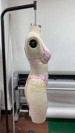 Women's Sexy Lingerie Set Tempting Lace Anti-Sagging Push-Up Bra with Flower Embroidery Heavy-Duty See-Through Design - 图片 5