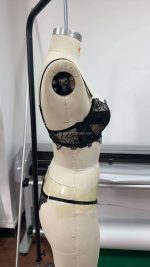 Pure Desire Triangle Style Sexy Lingerie Set Embroidered Lace Mesh Soft Steel Ring Slightly See-Through Jersey Fabric ODM Supply - 图片 5