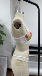 Wholesale Young Lady Fancy Push-Up Lace 3/4 Cup See-Through Bra Top Sexy Bandage Summer Bra Panty Set - 图片 5