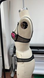 Women's Sexy Pure Desire Floral Embroidery Lace Push-up Side Breast Control Lingerie Set Logo Positioned Waist Bra & Briefs - 图片 5