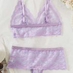 A Two-piece Set of Sexy and Romantic Pajamas with Halter Straps, Mesh and Lace Trim From Europe and America - 图片 5