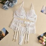 Russian Bestseller Lace Mesh Embroidery See-through Lace Bra Set, Sexy and Romantic Lingerie Three-piece Set - 图片 6