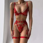 A Sexy Lingerie Set Featuring a Popular European and American Lace Embroidery Chain Accessory, Steel Rims, and a Waist Belt - 图片 6