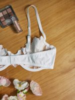 Wholesale Sexy Exotic Strappy Bralette Panty Set 2 Pieces Women Fashion White Lingerie Set - 图片 6