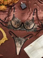 Ultra-Thin Sexy Lace Push-Up Underwear Set with Three-Point Black Lace Embroidery Featuring a Logo on the Waist - 图片 6