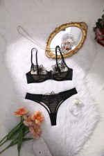 Double Layer Solid Pattern Lingerie Set with Spun Yarn Flower Embroidery Black See-Through Mesh Lace Sexy Logo on Waist - 图片 6