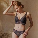 French-style Thin Top and Thick Bottom Sexy Lace Bra Set for Women with Large Breasts and a Petite Look, Sexy Underwear Set - 图片 6