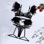A Four-piece Set of Popular European and American Erotic Lingerie with Feather Patchwork and Chain, a Sexy and Erotic Outfit - 图片 7