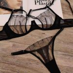 A Must-have Sexy and Romantic Lingerie Set From Europe and America with Cross-laced Necklaces for a Slimming and Petite Look - 图片 7