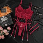 European and American Sexy Halter Top, Lace, Half Cup Fishbone Steel Ring, Gathering Women's Romantic Underwear Set - 图片 7