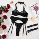 A Sexy Lingerie Set with a Popular Transparent Mesh Halter and Steel Ring Waist Seal From Europe and America - 图片 7